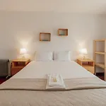 Espinho Modern 3 Bedroom By Vacationy Apartment Porto