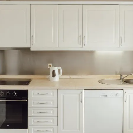 Espinho Modern 3 Bedroom By Vacationy * Oporto