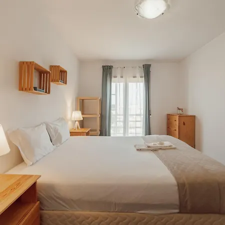 Espinho Modern 3 Bedroom By Vacationy Oporto