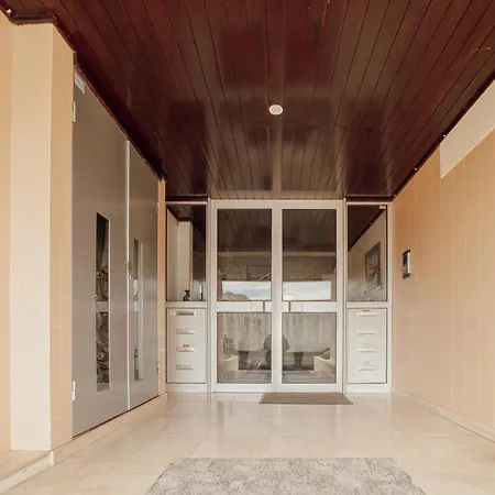 شقة Espinho Modern 3 Bedroom By Vacationy *