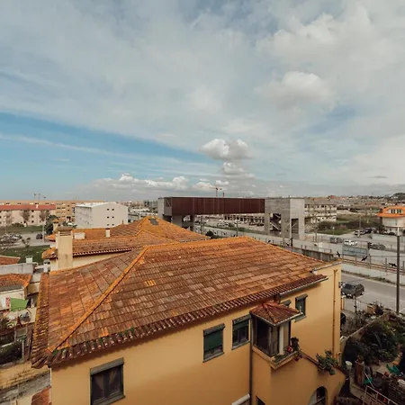 Espinho Modern 3 Bedroom By Vacationy Apartman